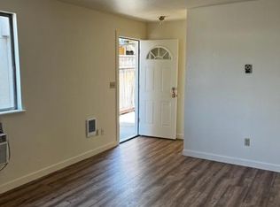1107 McKinley Ave #C, Yakima, WA 98902