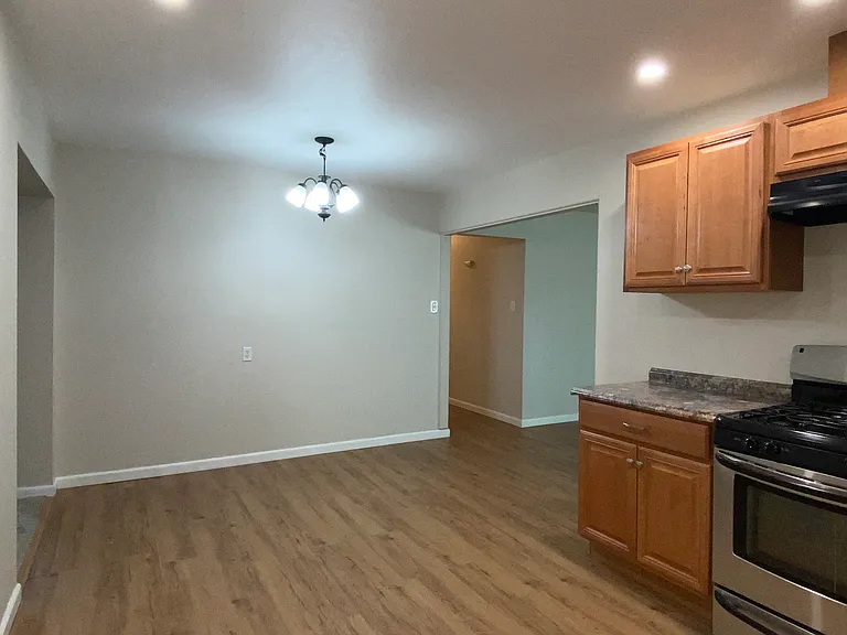 1772 Tallac St — Photo 7