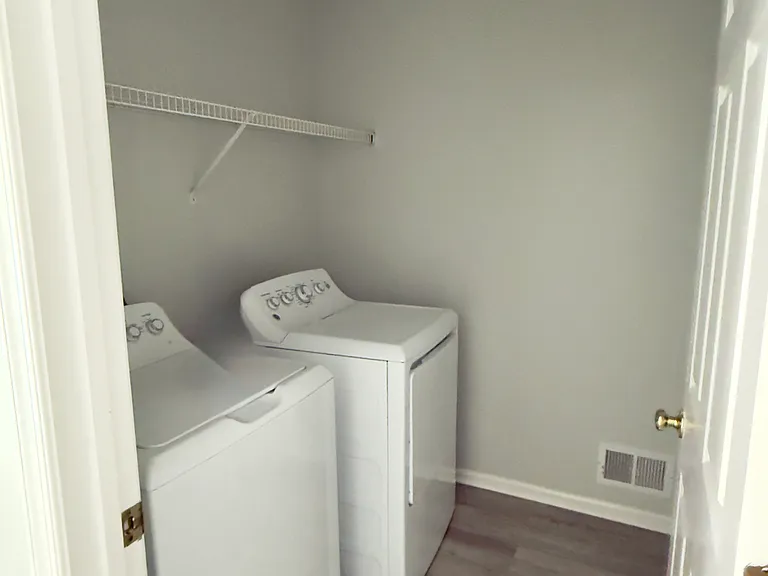 319 Hannah Way #319 — Photo 11