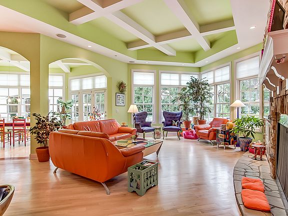 5th image of 5786 Brookstone Dr