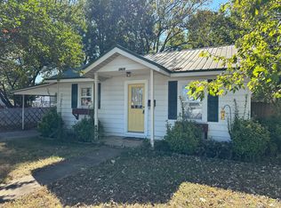 1915 Hairston St, Conway, AR 72034