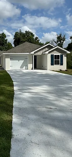 241 Crown Cir Photo 1