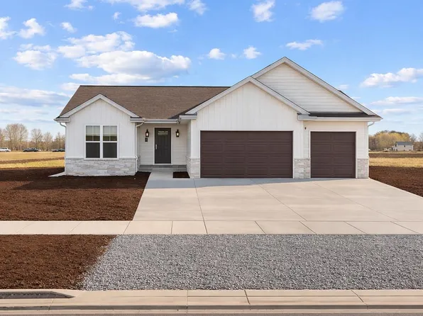 N8856 Dublin Pass, Menasha, WI 54952