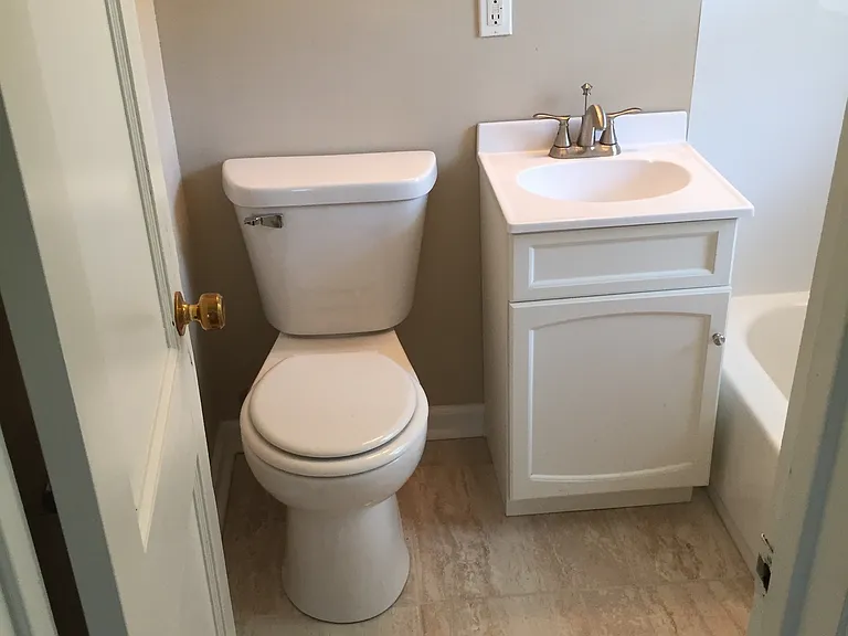 2707 E 8th St #1 — Photo 9