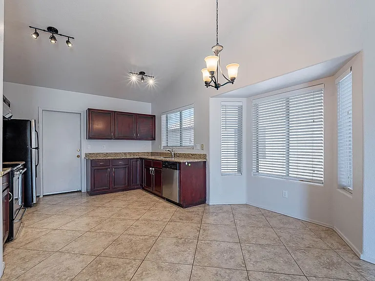 5463 W Geronimo St — Photo 9