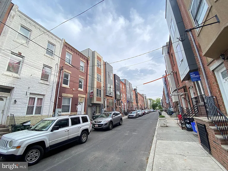 1839 N Bouvier St #B — Photo 16