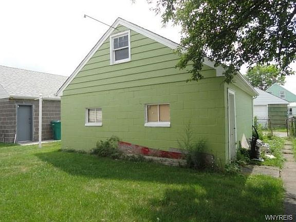 2nd image of 2727 Independence Ave