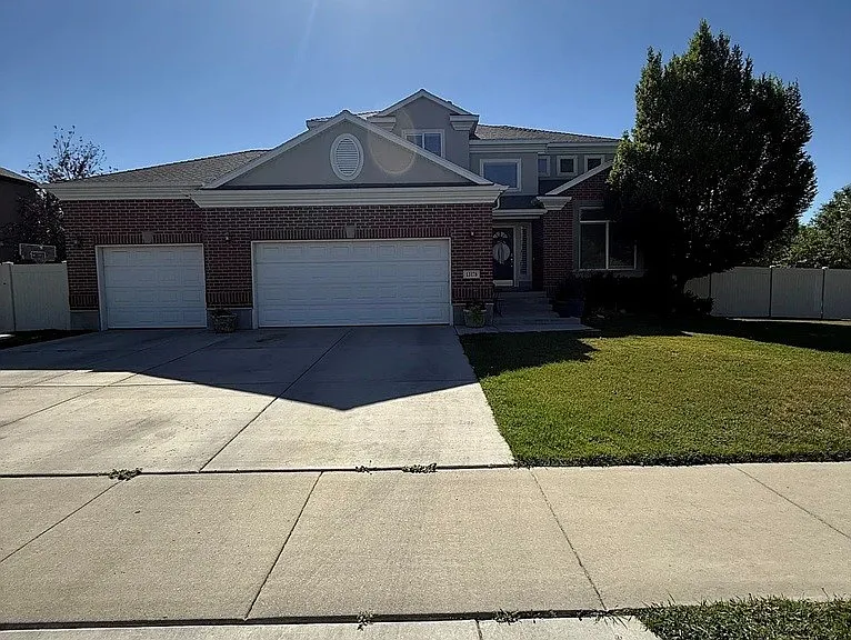 13178 S Woodridge Oak Dr E — Photo 1
