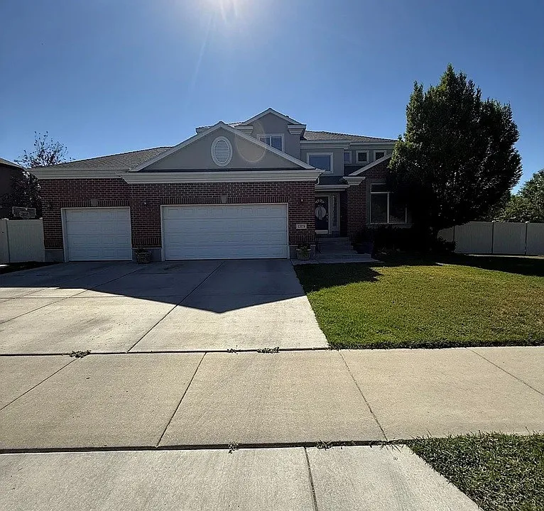 13178 S Woodridge Oak Dr E