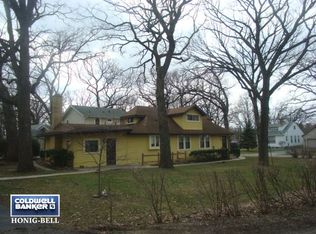 506 Mineral Springs Dr, McHenry, IL 60051