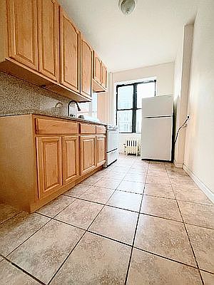 2nd image of 31-67 37th St #12