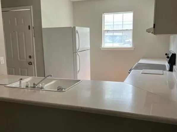 19 Franklin Ave, Lakeland, GA 31635