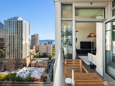 588 Bell Street #1804S, Seattle, WA, 98121