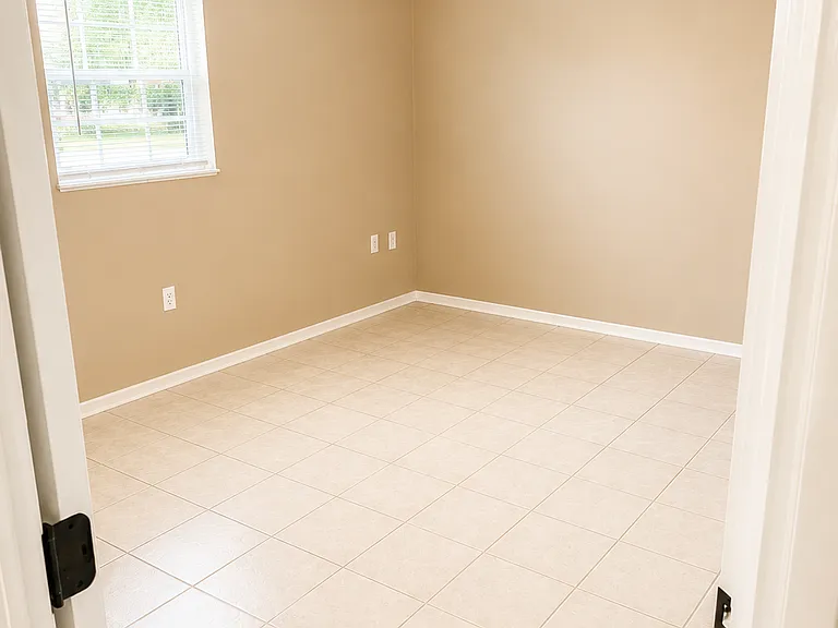 5444 Amy Ln — Photo 11