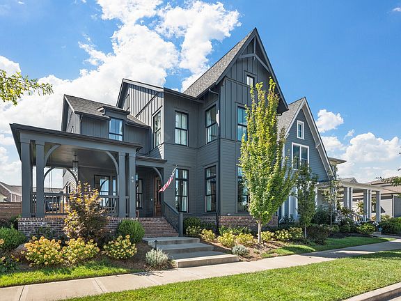 3rd image of 89 Glenrock Dr