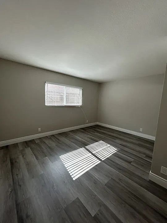 1st image of 401 N Stanford Ave #3