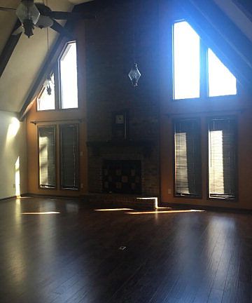 2nd image of 717 Colonial Dr