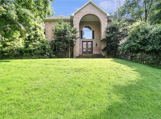 9 Palmer Pl, Armonk, NY 10504