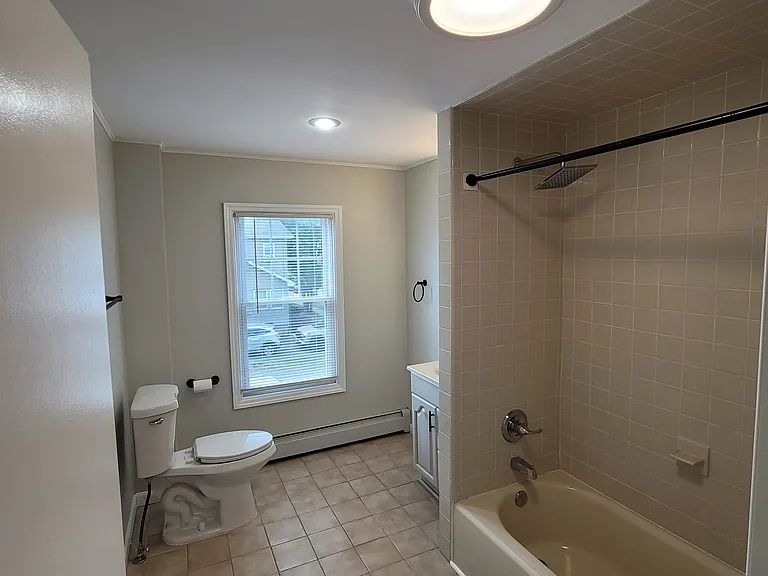 131 Madison Ave #B — Photo 4