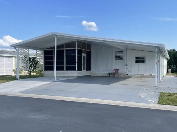 34050 Dovewood Dr, Wesley Chapel, FL 33543