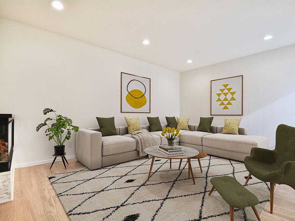 1st image of 30 Fair Oaks St #2
