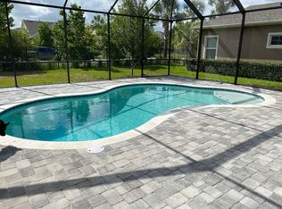 6317 Voyagers Pl, Apollo Beach, FL 33572