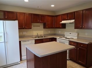 5422 Strasburg Dr, Greensboro, NC 27407