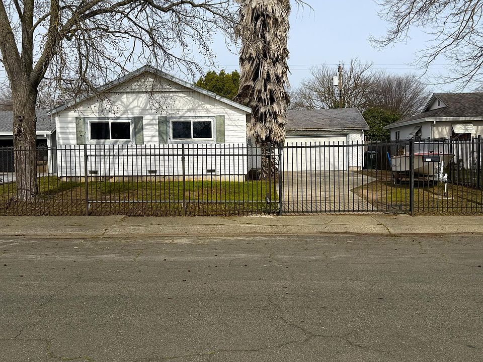 1st image of 2025 50th Ave