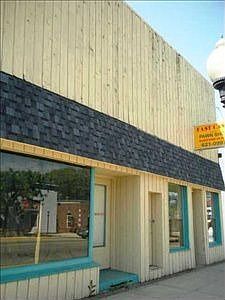 2nd image of 10 W Main St