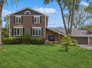 5873 Walnut Ave, Downers Grove, IL 60516