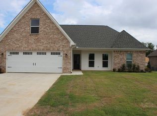 126 River Run, Tupelo, MS 38801