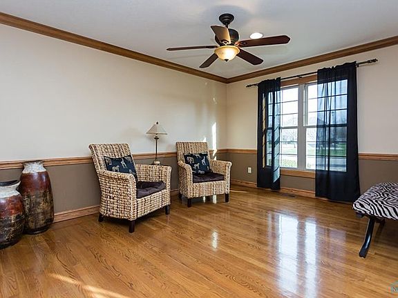 4th image of 1209 Timberbrook Ct