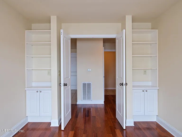 400 E Bay St #1810 — Photo 58