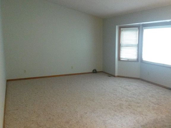 5th image of 124 Carnation Pl SW
