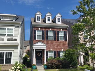 955 Branch Line Ln, Apex, NC 27502