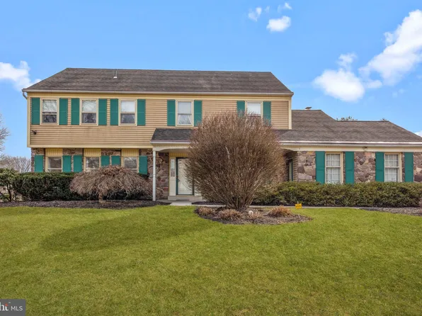 1335 Knox Dr, Yardley, PA 19067