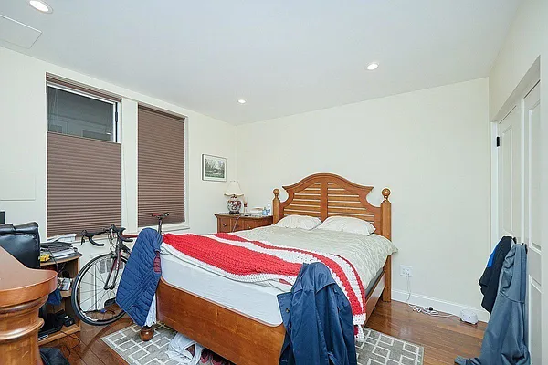 Rented by Compass | media 16