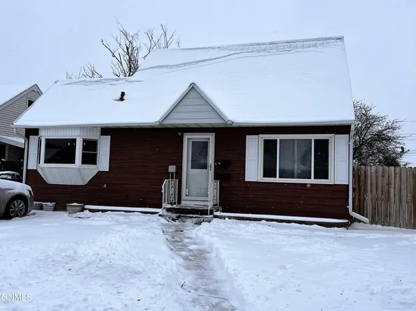 1406 1st Ave W, Williston, ND 58801