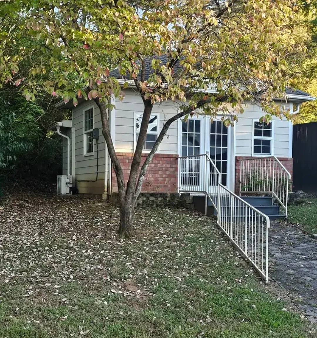 3 bed, 1800 sqft, $3,250 — Photo 2