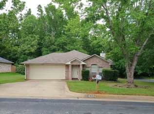 10702 Nashville Dr, Flint, TX 75762