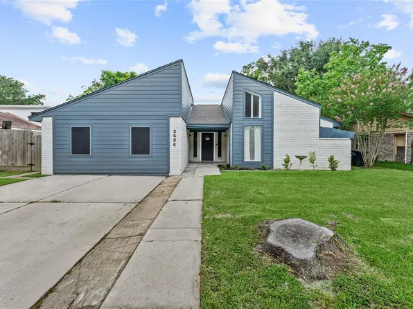 3404 Surrey St, Baytown, TX 77521