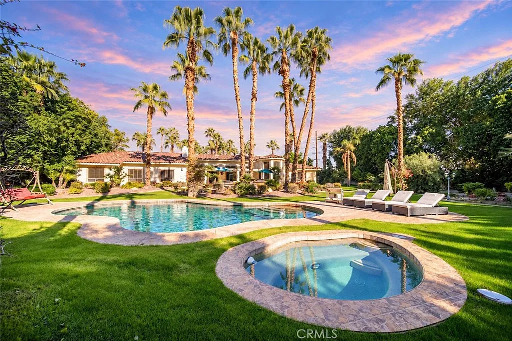 3 bed, 5.0 bath, 4542 sqft, $6,999 — Photo 1