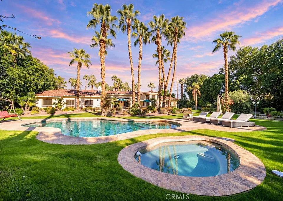 81995 Mountain View Ln