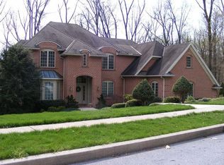 782 Pine Tree Rd, Hummelstown, PA 17036