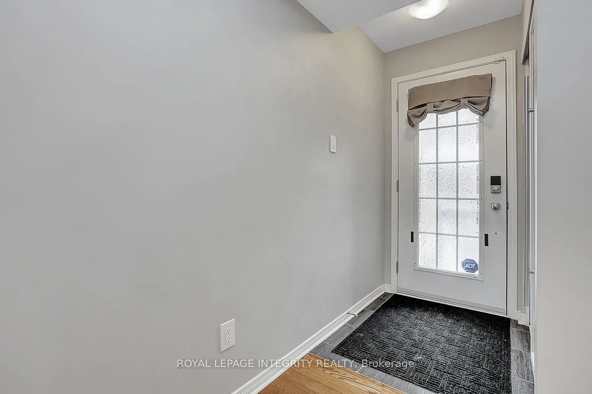 2 bed, $2,350 — Photo 4
