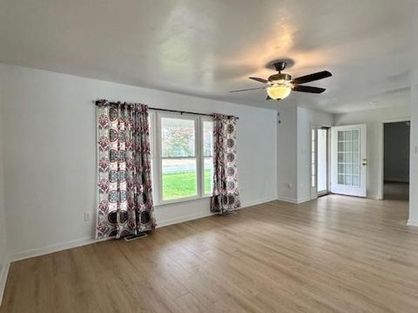 (undisclosed Address)