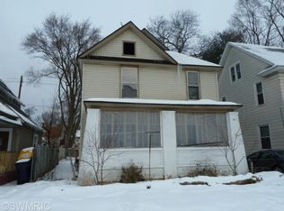 63 Stewart St SW, Grand Rapids, MI 49507