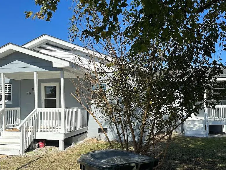 410 W Main St #A — Photo 2