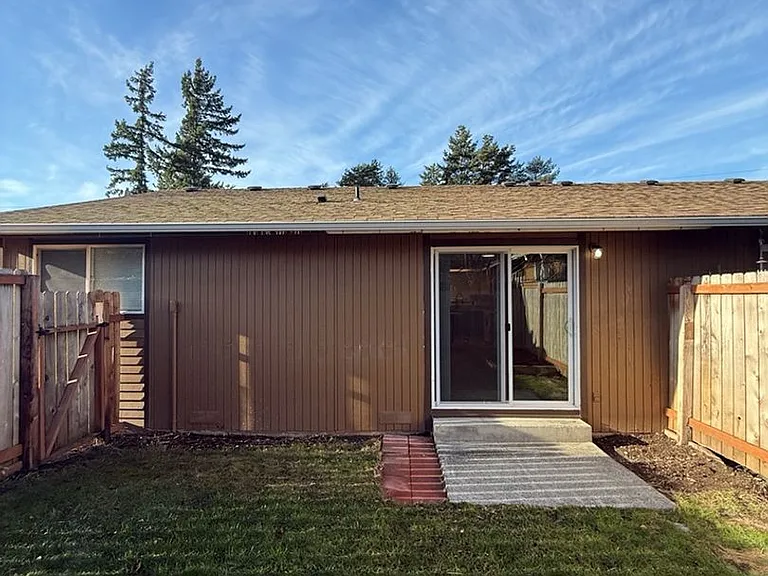 3116 Orleans St — Photo 16