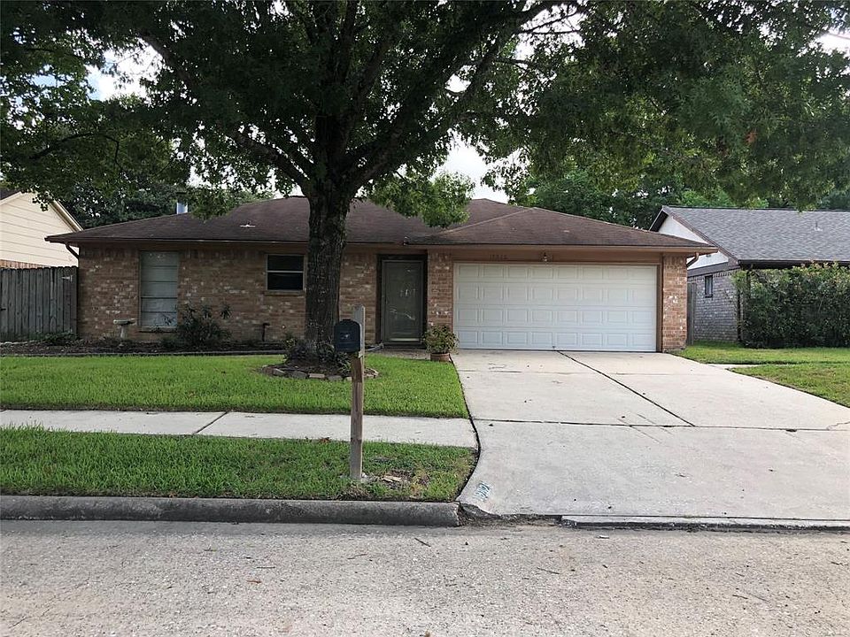 1st image of 19826 Arrowsmith Dr